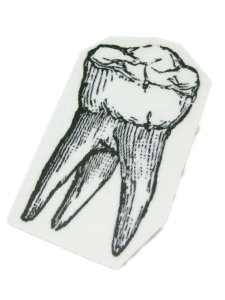 Halloween Tooth Badge